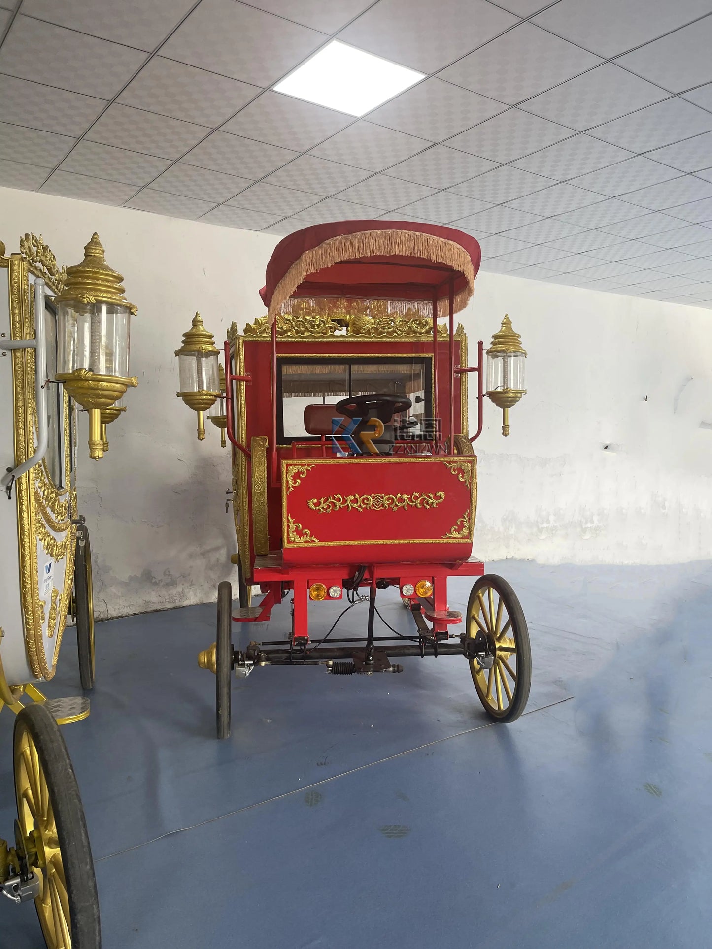 Calèche électrique royale à citrouille, transport spécial, calèche dorée