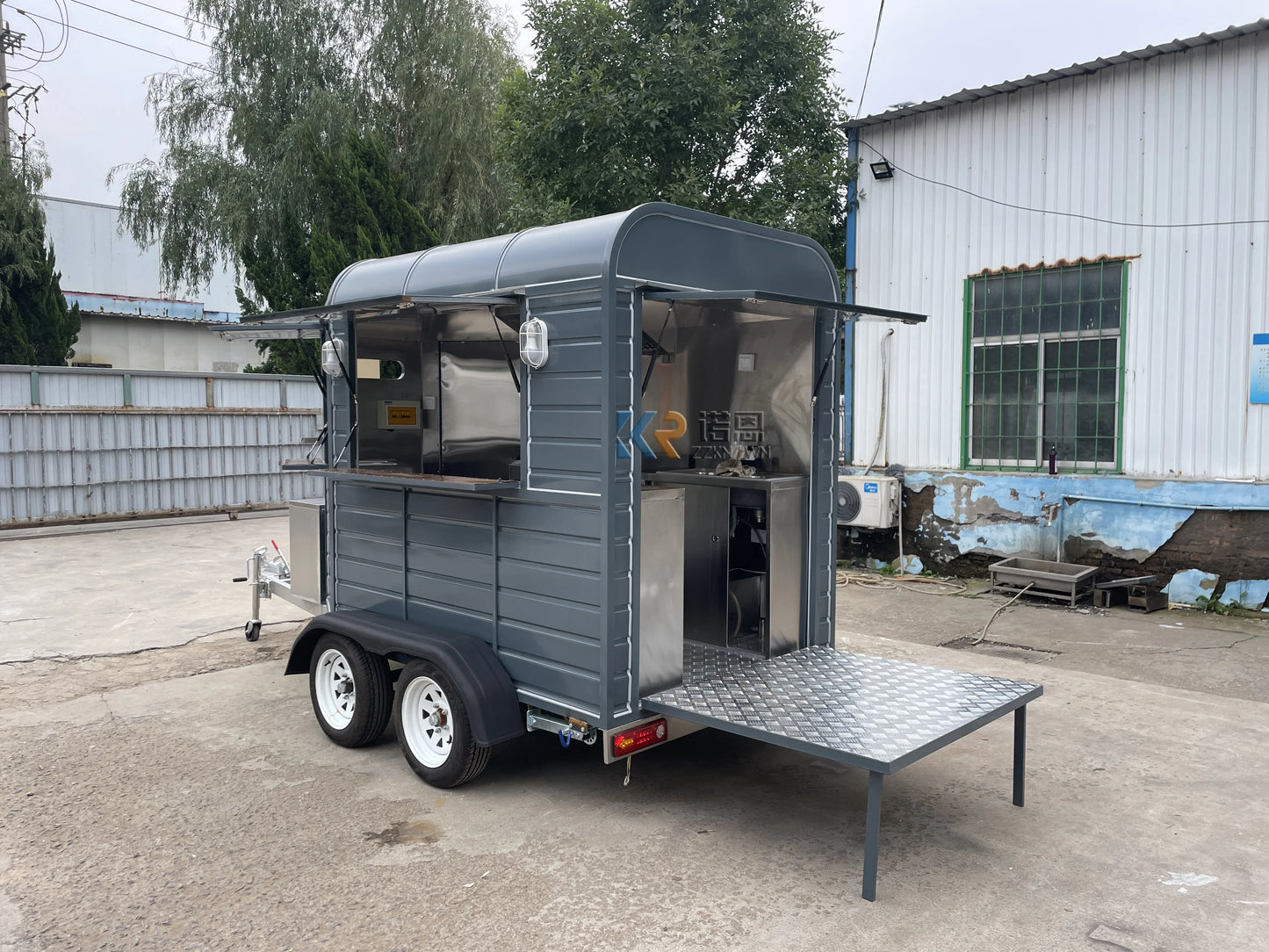 2023 OEM US Standard Mobile Kitchen Food Trailer Fully Equipped 10 Ft Food Carts Ice Cream Outdoor Food Trailers For Sale