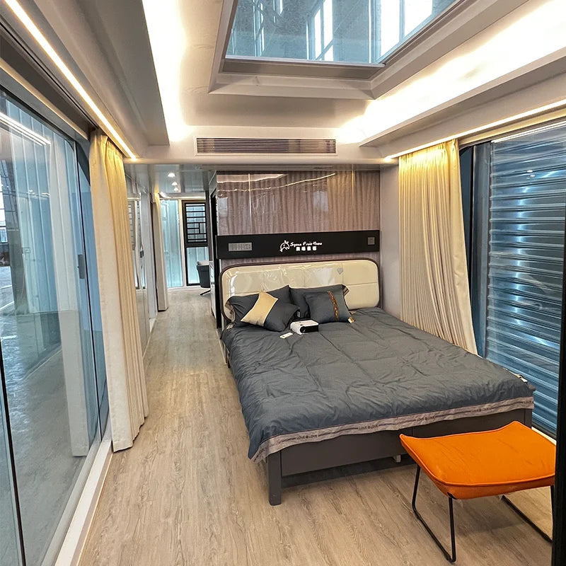 Economic Movable Prefab 2 bedroom Prefabricated Capsule Hotel 20 40ft Cabin Container House