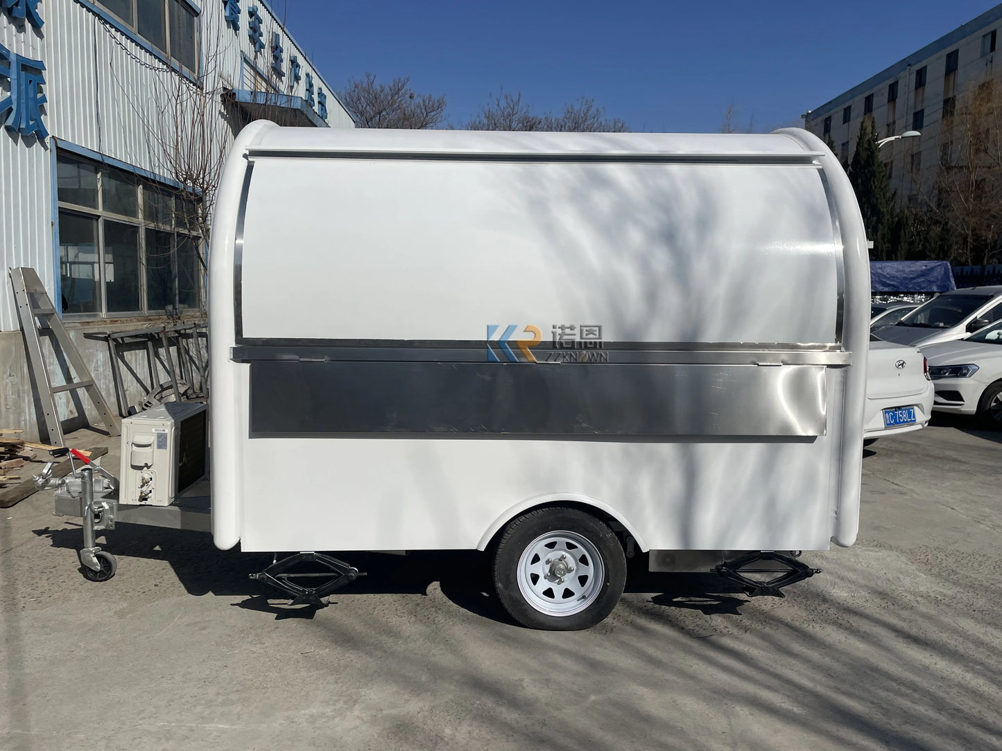 New Food & Beverage Factory Cheap Food Trailers For Sale Mini Truck Air Stream Trailer Delivery Carts