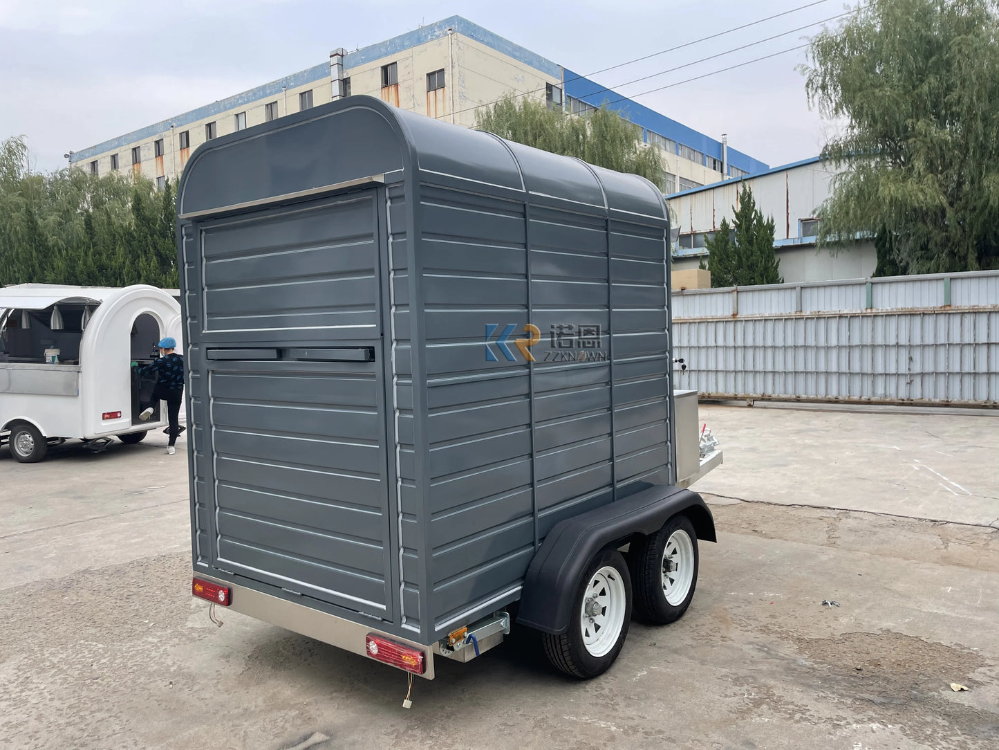 2023 OEM US Standard Mobile Kitchen Food Trailer Fully Equipped 10 Ft Food Carts Ice Cream Outdoor Food Trailers For Sale