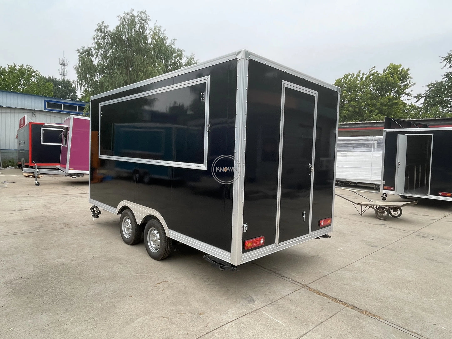 2023 Low Price Mobile Street Vending Kiosk Best-selling Popular  4 Wheels Fast Food Truck BBQ Grilling Food Trailer