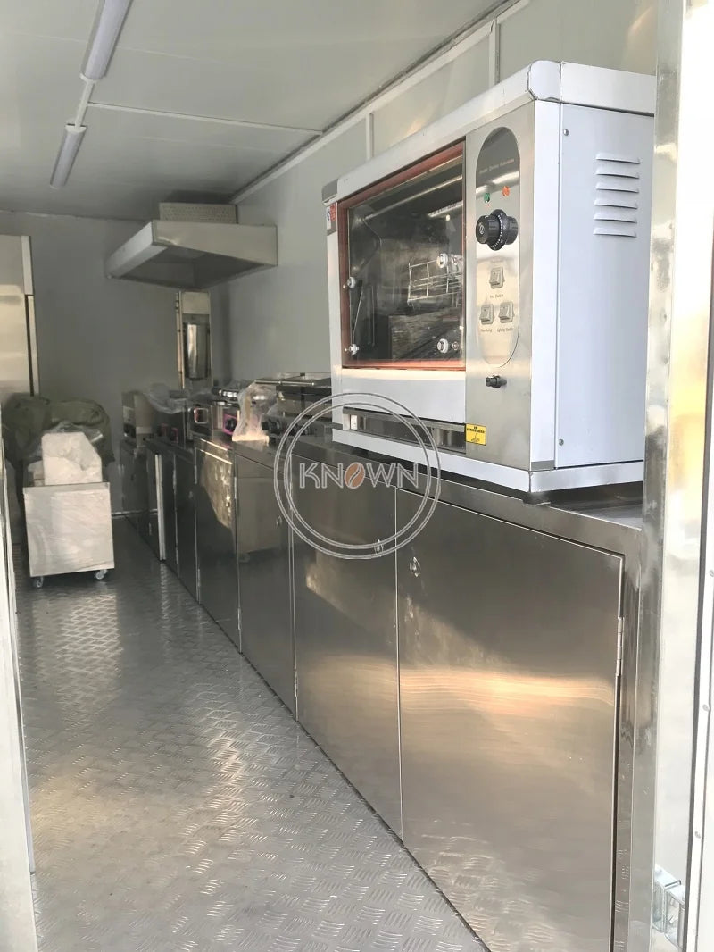 OEM 5M Mobile Food Trailer Truck with Full Kitchen Restaurant Hot Dog BBQ Cart with Square Roof and Customize Kitchen For Sale