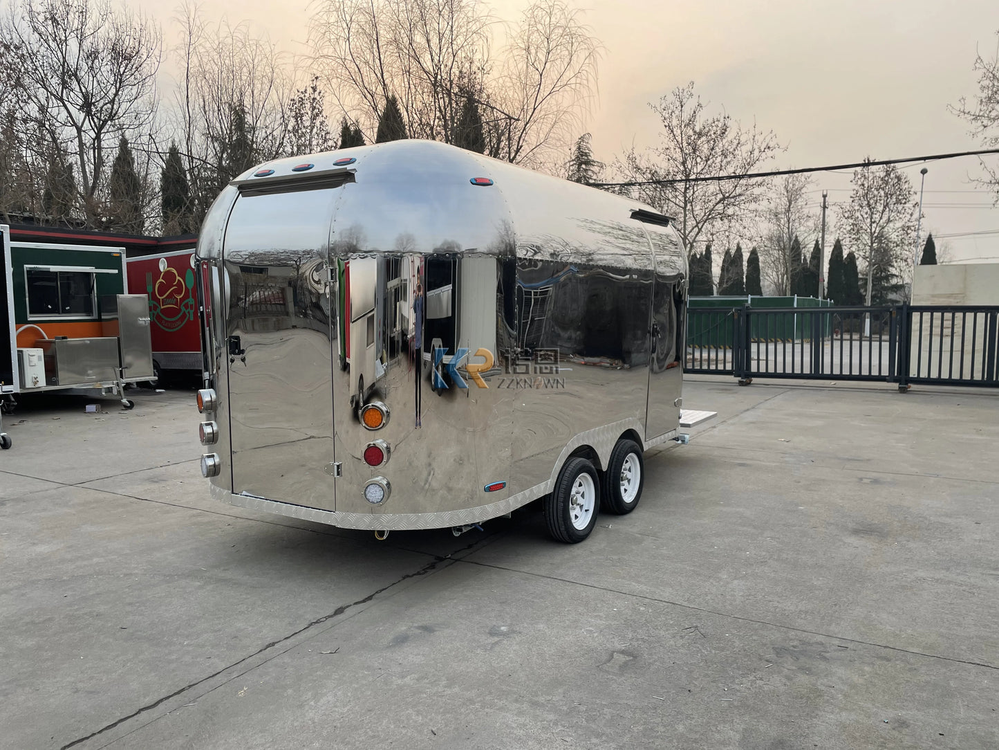 Stainless Steel Food Trailer with DOT CE Certificate Mobile Fast Food Trailer Street BBQ Food Truck with Full Kitchen Equipments