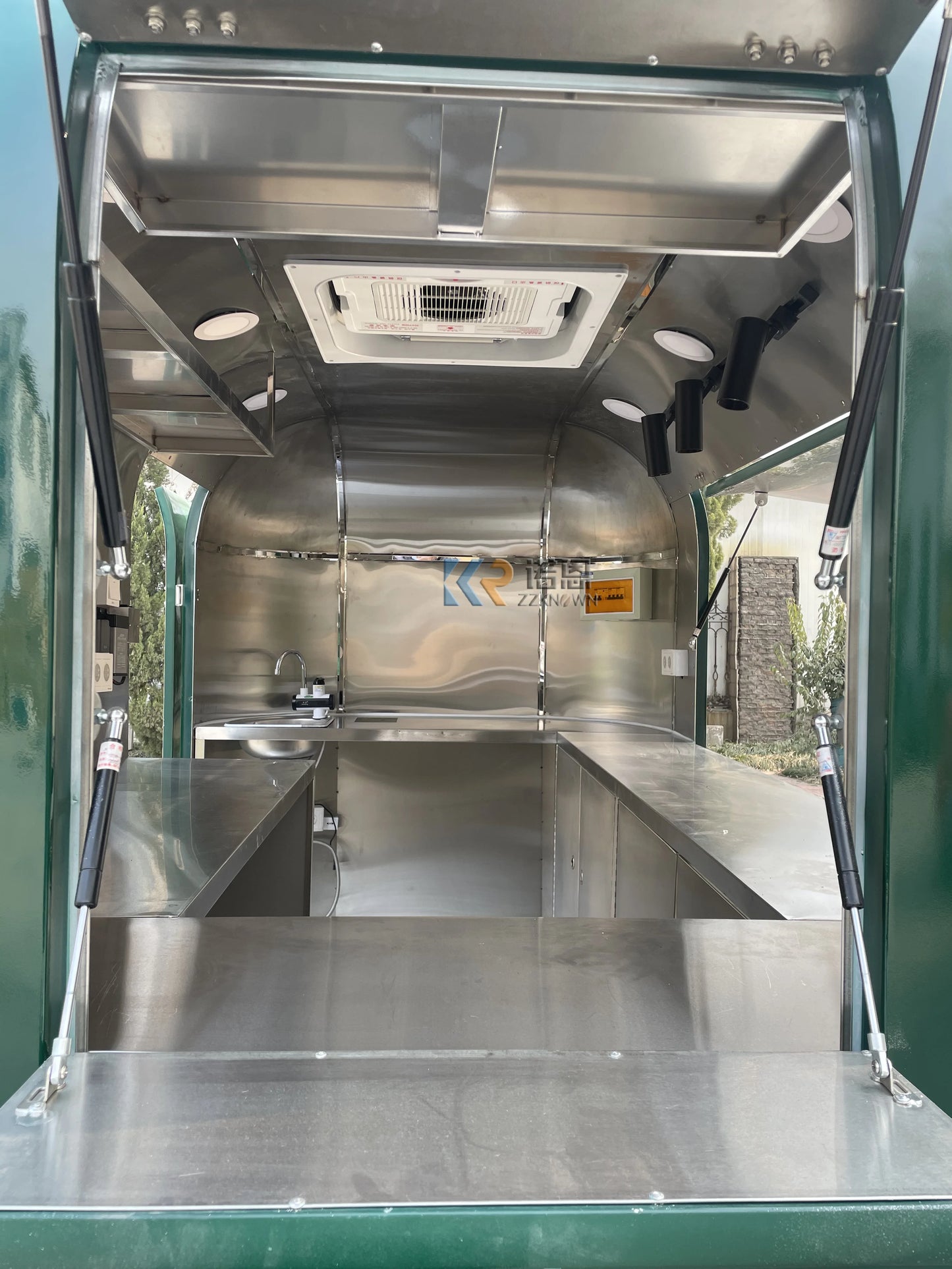 OEM Stainless Steel Food Cart with DOT CE Certificate Mobile Fast Food Trailer Street BBQ Food Truck with Full Kitchen Equipment