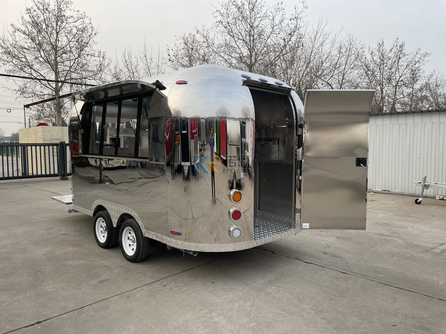 Stainless Steel Food Trailer with DOT CE Certificate Mobile Fast Food Trailer Street BBQ Food Truck with Full Kitchen Equipments