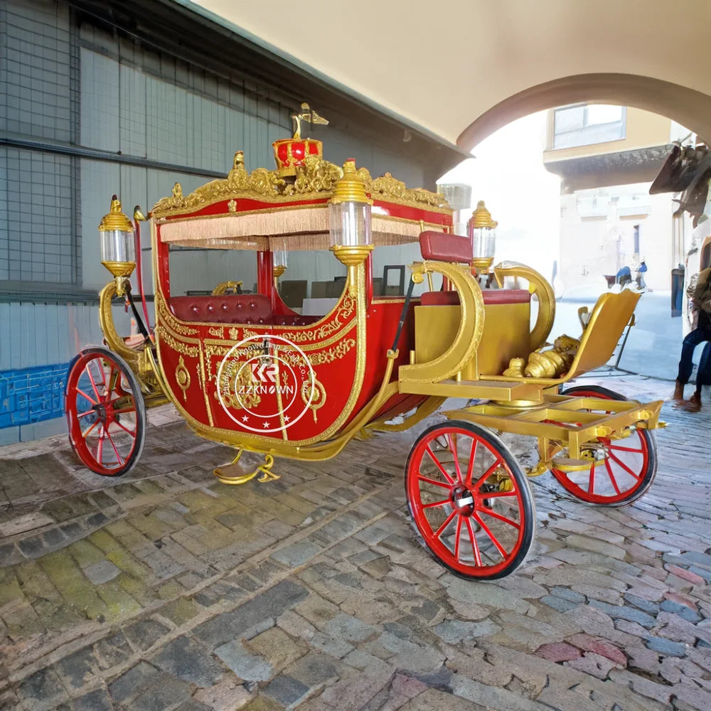 OEM Special Transportation Golden Royal Horse Drawn Carriage Manufacturer Comfortable Tourist Wedding Electric Horse Carriage