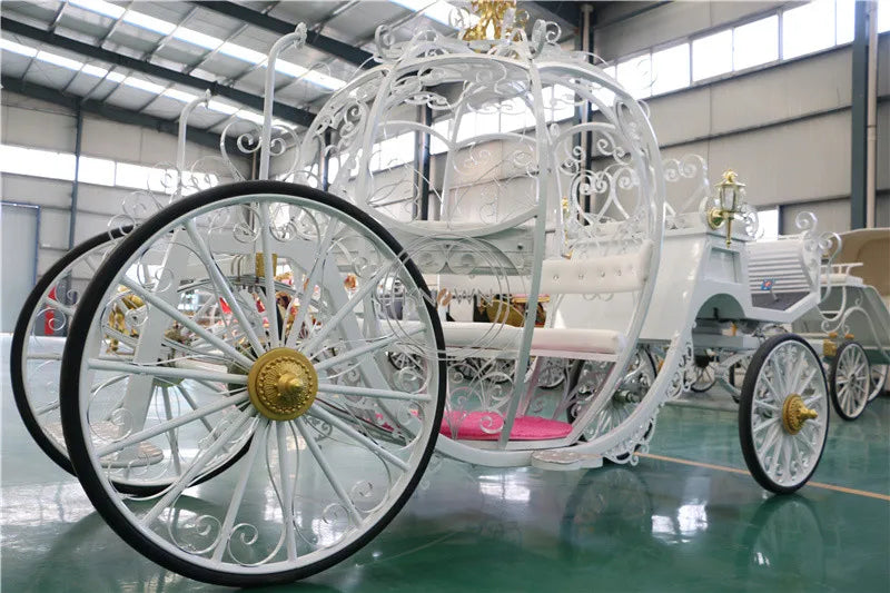 2022 Electric Princess Horse Carriage Luxury Pumpkin Carriage Royal Wedding Horse Cart for Sale