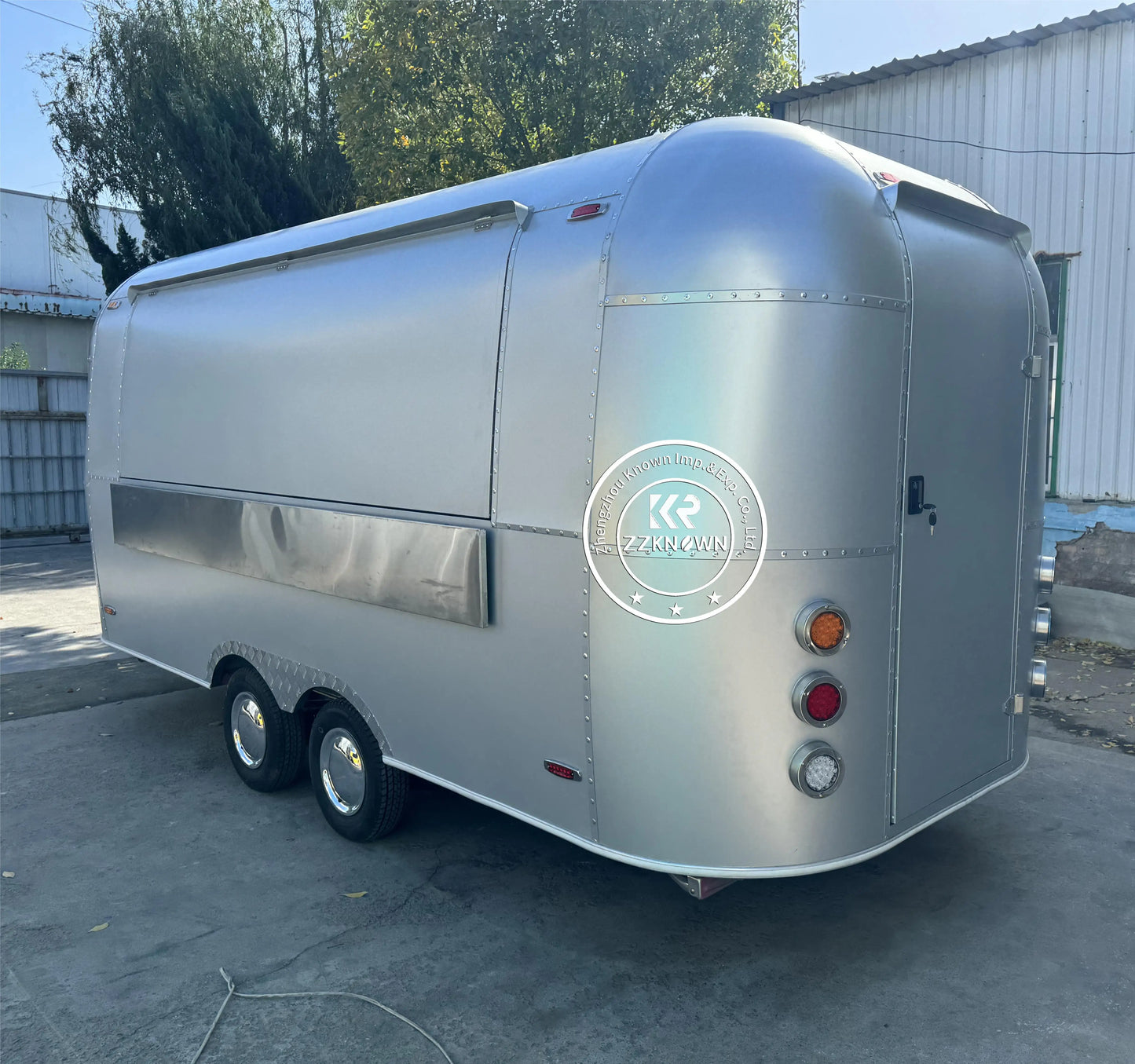 Airstream DOT CE Certified Food Cart New Outdoor Mobile Food Truck for Restaurants Bakery Food Shops Retail for Sale