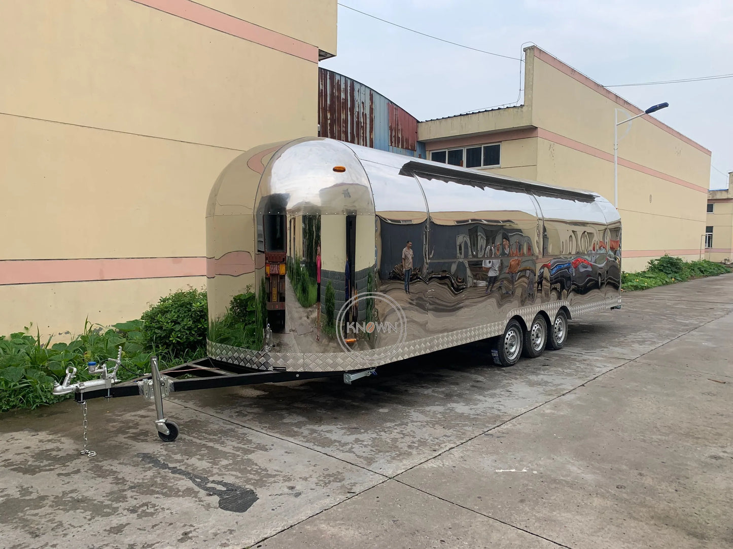 OEM Multi-functional Air Stream Food Trailer for Sale Pizza Hamburger Commercial Food Truck  Mobile Coffee Cart