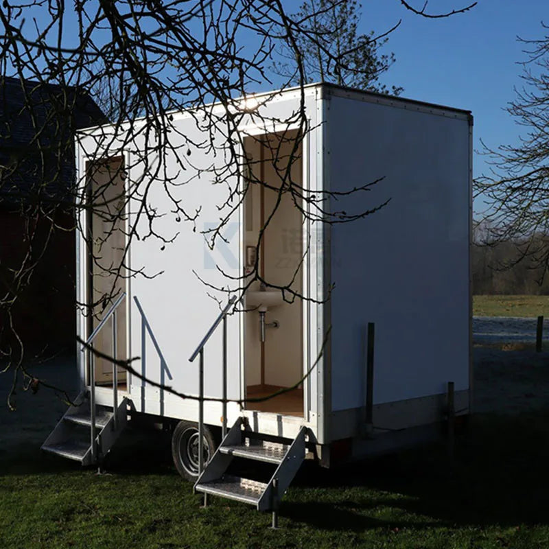 Nouvelle maison préfabriquée à 2 stations Salle de bain portable Salles de douche Camping extérieur Toilettes mobiles Remorque Remorque de toilettes de luxe avec DOT