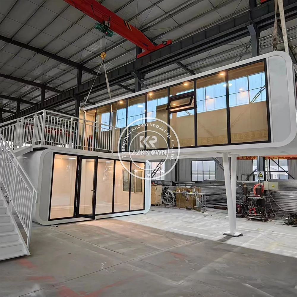 2024 Direct Selling Customized Prefabricated Home Container Luxury Home Prefab Modern Luxury Hotel Space Capsule Room