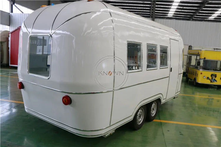 2023 Pefect design food trailer mobile street food kiosk can be customized bus food truck