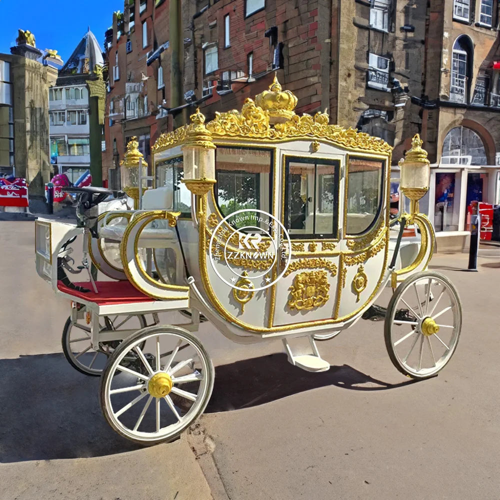 Calèche de mariage personnalisée OEM électrique blanche Cendrillon Décoration Calèche de luxe royale dorée de la reine